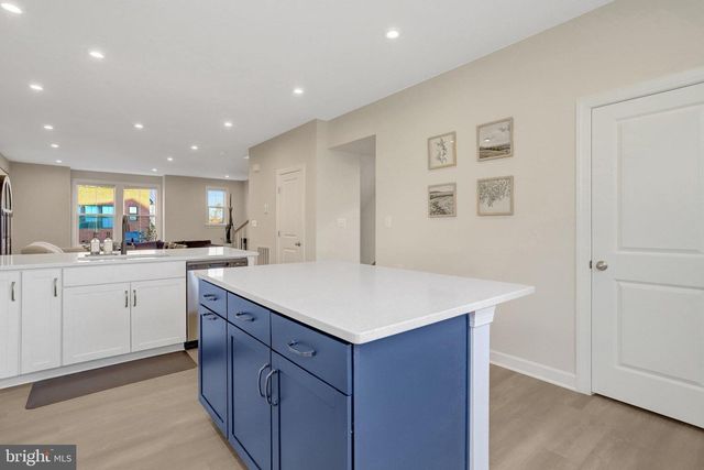 7282 NITTANY LN, Alexandria, VA 22306