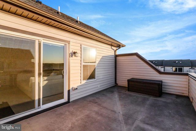 7282 NITTANY LN, Alexandria, VA 22306