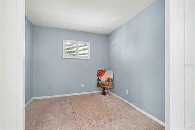 15402 LAKE MAGDALENE BOULEVARD, Tampa, FL 33613