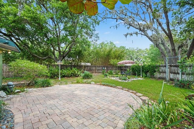 15402 LAKE MAGDALENE BOULEVARD, Tampa, FL 33613