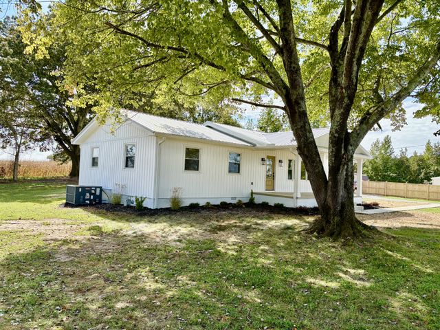 3654 Highway 43, S, Saint Joseph, TN 38481