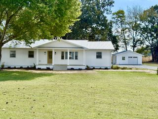 3654 Highway 43, S, Saint Joseph, TN 38481