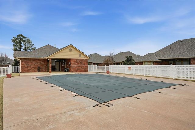 2620 NW 152nd Street, Edmond, OK 73013