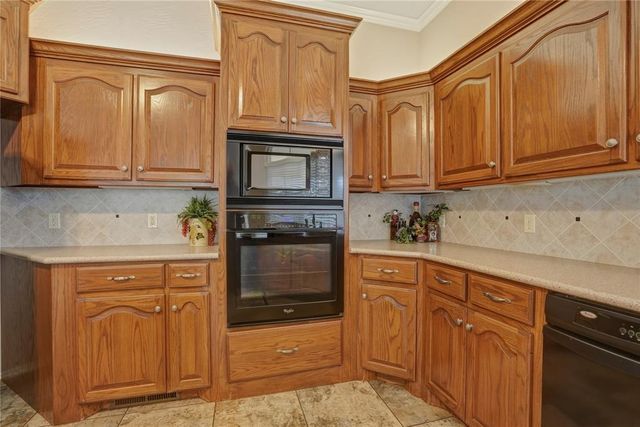 2620 NW 152nd Street, Edmond, OK 73013