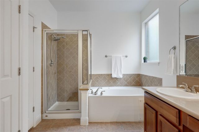 7621 Menler DR, Austin, TX 78735