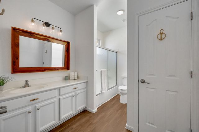 7621 Menler DR, Austin, TX 78735