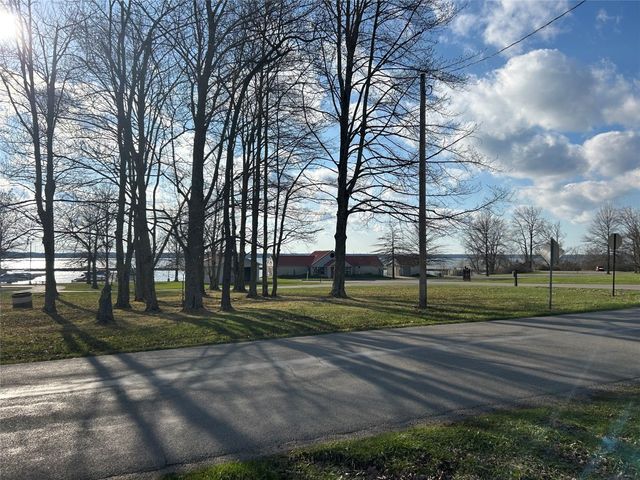 10820 N LAKE Road, Espyville, PA 16424