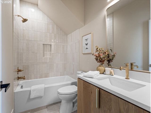 26190 Se HIGHWAY 224, Eagle Creek, OR 97022