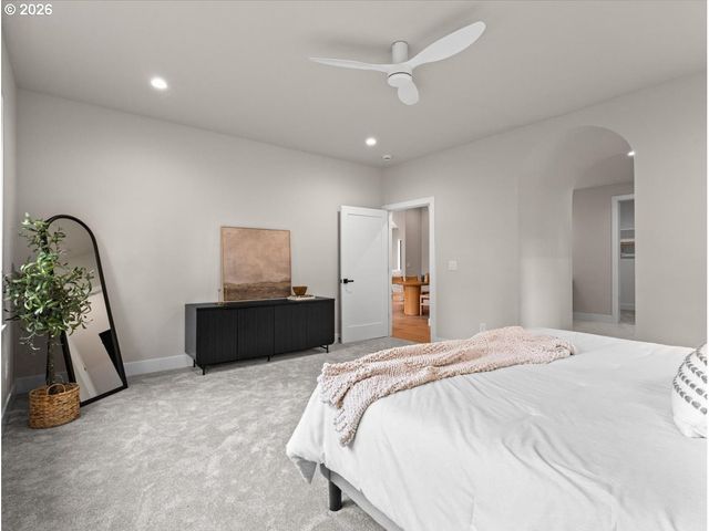 26190 Se HIGHWAY 224, Eagle Creek, OR 97022