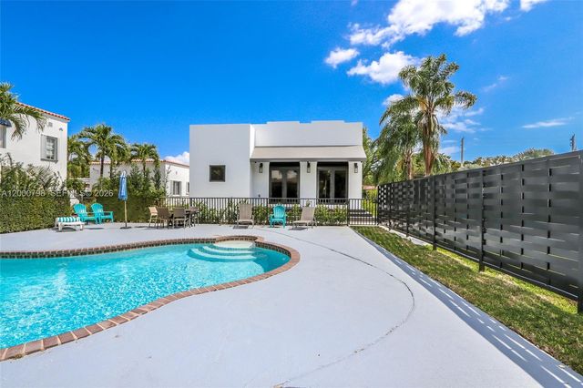 5126 SW 57th Ave, Miami, FL 33155