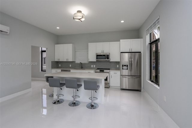 5126 SW 57th Ave, Miami, FL 33155