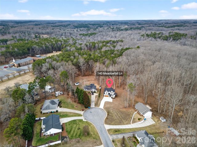 140 Meadowfall Lane, Troutman, NC 28166