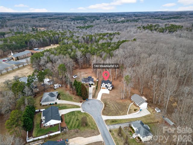 140 Meadowfall Lane, Troutman, NC 28166