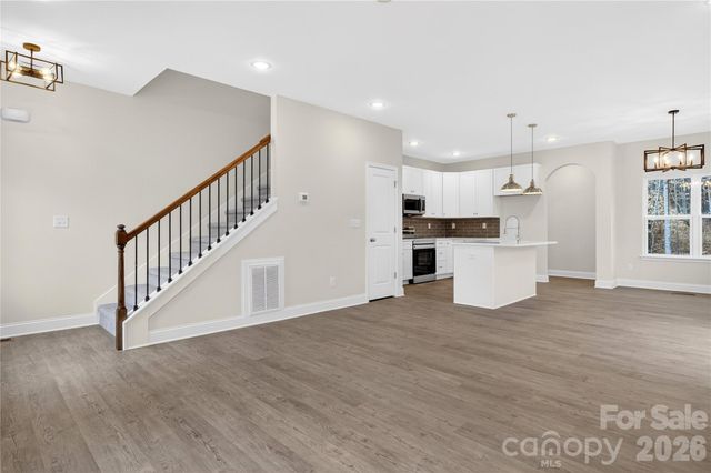 140 Meadowfall Lane, Troutman, NC 28166