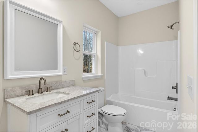 140 Meadowfall Lane, Troutman, NC 28166