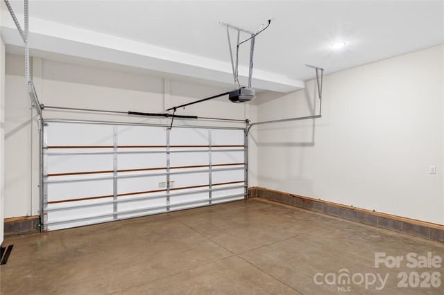 140 Meadowfall Lane, Troutman, NC 28166