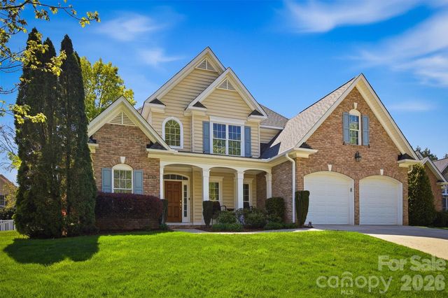 1740 30th Avenue Drive NE, Hickory, NC 28601