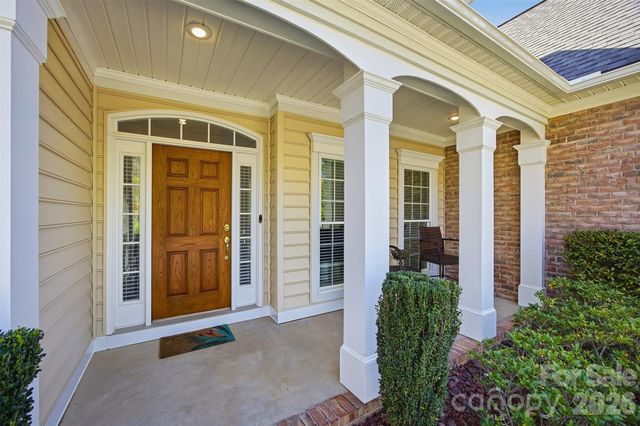 1740 30th Avenue Drive NE, Hickory, NC 28601