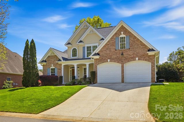 1740 30th Avenue Drive NE, Hickory, NC 28601