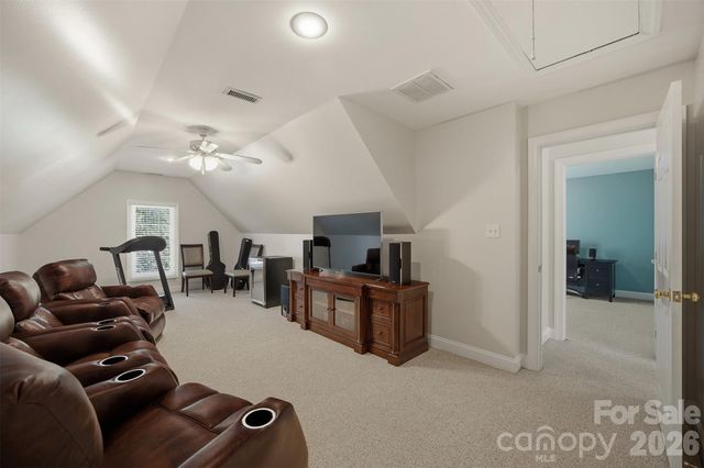1740 30th Avenue Drive NE, Hickory, NC 28601