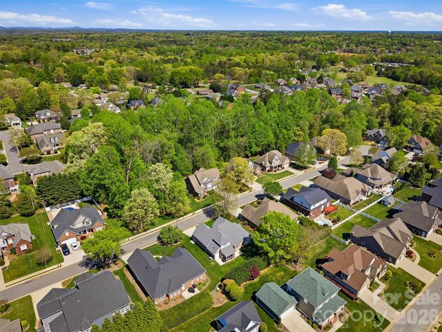 1740 30th Avenue Drive NE, Hickory, NC 28601