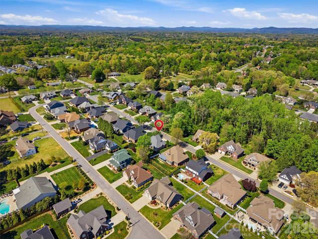1740 30th Avenue Drive NE, Hickory, NC 28601