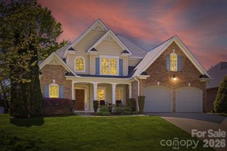 1740 30th Avenue Drive NE, Hickory, NC 28601