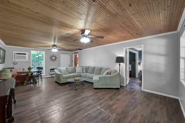 263 Travis Lane, Trinity, TX 75862