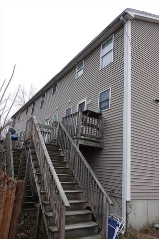 56 Gardner Ave A, Lowell, MA 01854