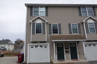 56 Gardner Ave A, Lowell, MA 01854