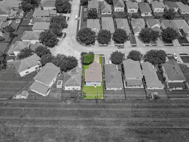 15027 Sunset Creek Drive, Humble, TX 77396