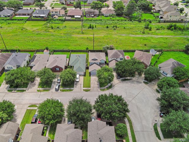15027 Sunset Creek Drive, Humble, TX 77396