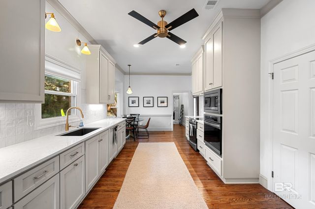 1437 E Regency Oaks Drive, Mobile, AL 36609