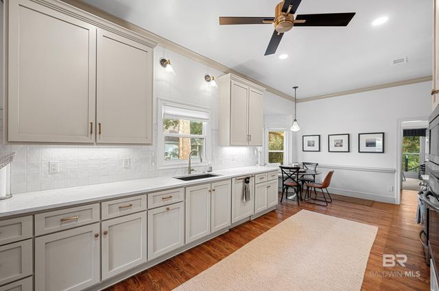 1437 E Regency Oaks Drive, Mobile, AL 36609