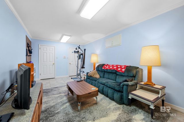 1437 E Regency Oaks Drive, Mobile, AL 36609