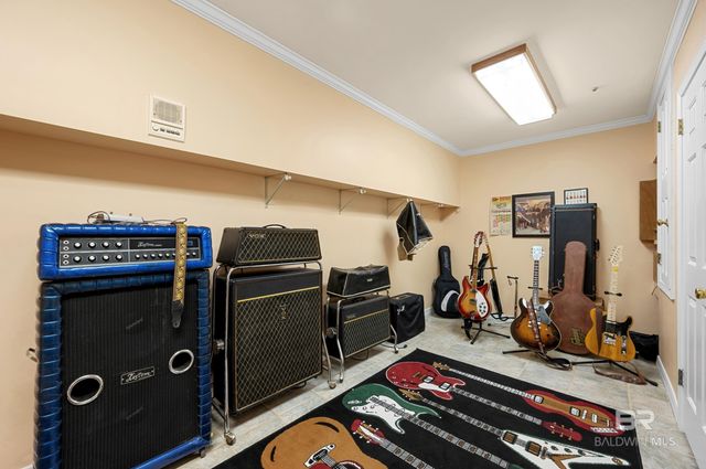 1437 E Regency Oaks Drive, Mobile, AL 36609