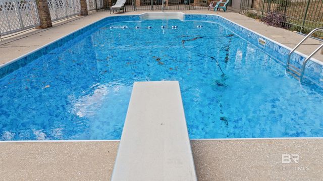 1437 E Regency Oaks Drive, Mobile, AL 36609