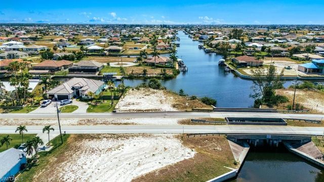 931 Old Burnt Store RD N, Cape Coral, FL 33993