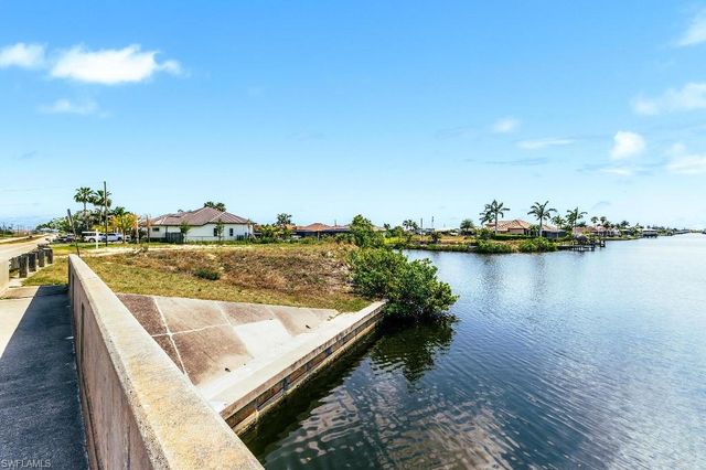 931 Old Burnt Store RD N, Cape Coral, FL 33993