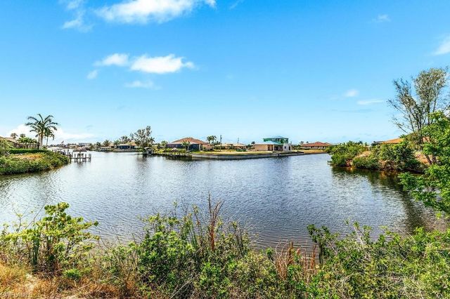 931 Old Burnt Store RD N, Cape Coral, FL 33993