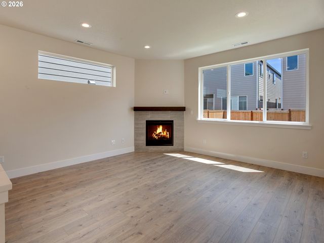 13856 Sw 175th Ave, Tigard, OR 97140