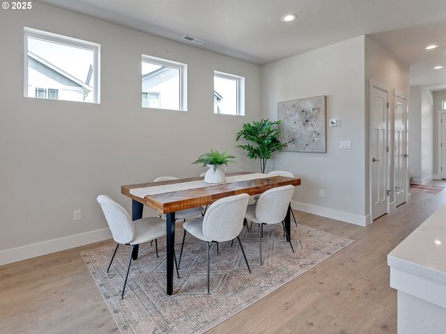 13856 Sw 175th Ave, Tigard, OR 97140