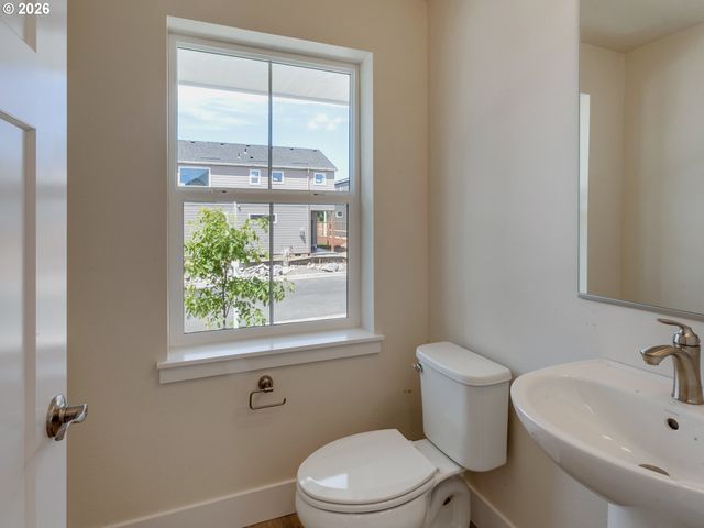 13856 Sw 175th Ave, Tigard, OR 97140