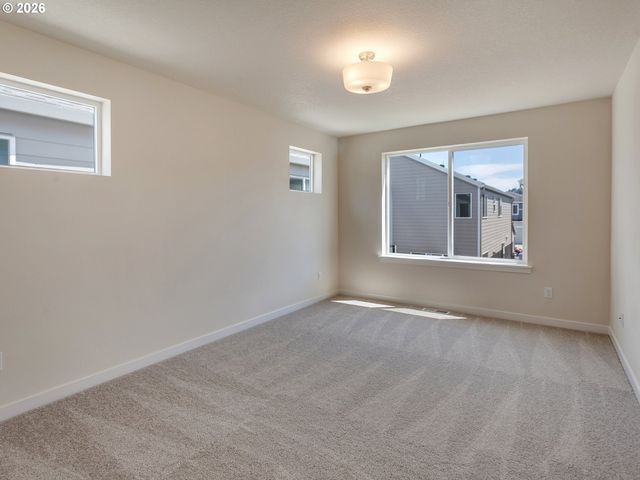 13856 Sw 175th Ave, Tigard, OR 97140