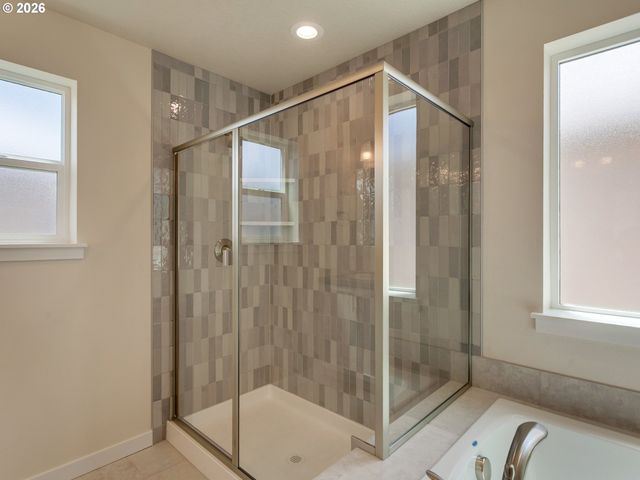 13856 Sw 175th Ave, Tigard, OR 97140
