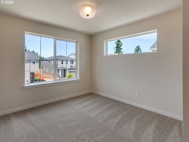 13856 Sw 175th Ave, Tigard, OR 97140
