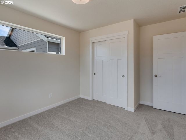 13856 Sw 175th Ave, Tigard, OR 97140