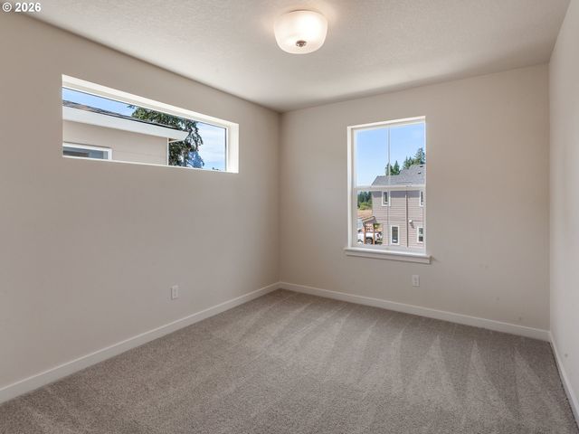 13856 Sw 175th Ave, Tigard, OR 97140