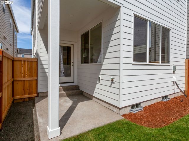 13856 Sw 175th Ave, Tigard, OR 97140