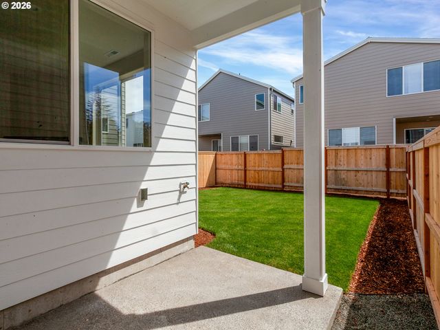 13856 Sw 175th Ave, Tigard, OR 97140